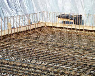 Neubau Hochbau Bodenplatte Stahlbeton Bauunternehmen ETB Dessau